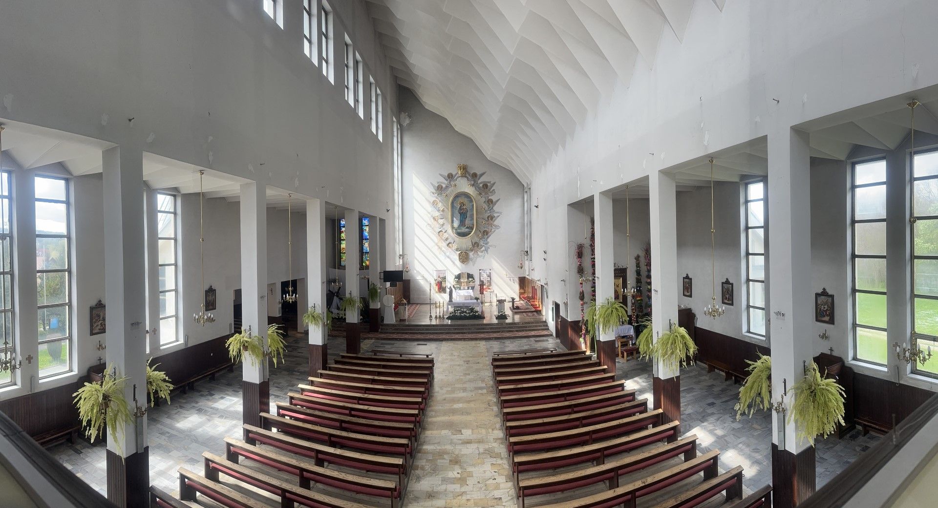 Kościół pw. Najświętszej Maryi Panny Królowej